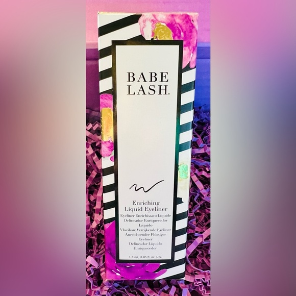 Babe Lash Enriching Liquid Eyeliner in Bold Black - Picture 9 of 9